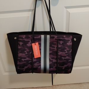 Haute Shore Greyson Tote, Camo